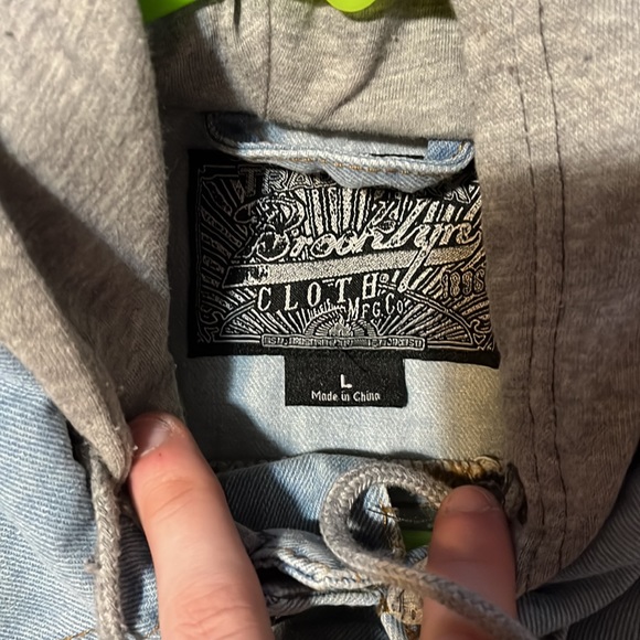 Denim jacket w hoodie - Picture 2 of 2